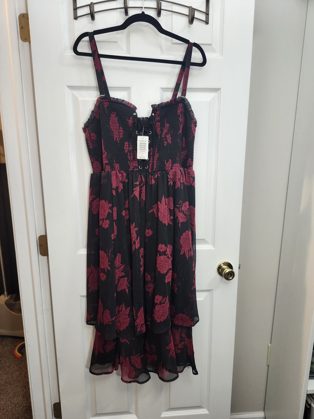 Torrid Black & Raspberry Floral Lace-Up Sundress, Torrid 3 = 3X , NWT